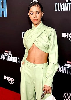Jasmin Savoy Brown